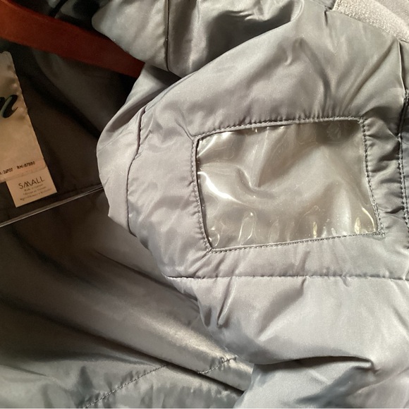 Burton Snowboarding Jacket - Picture 7 of 7